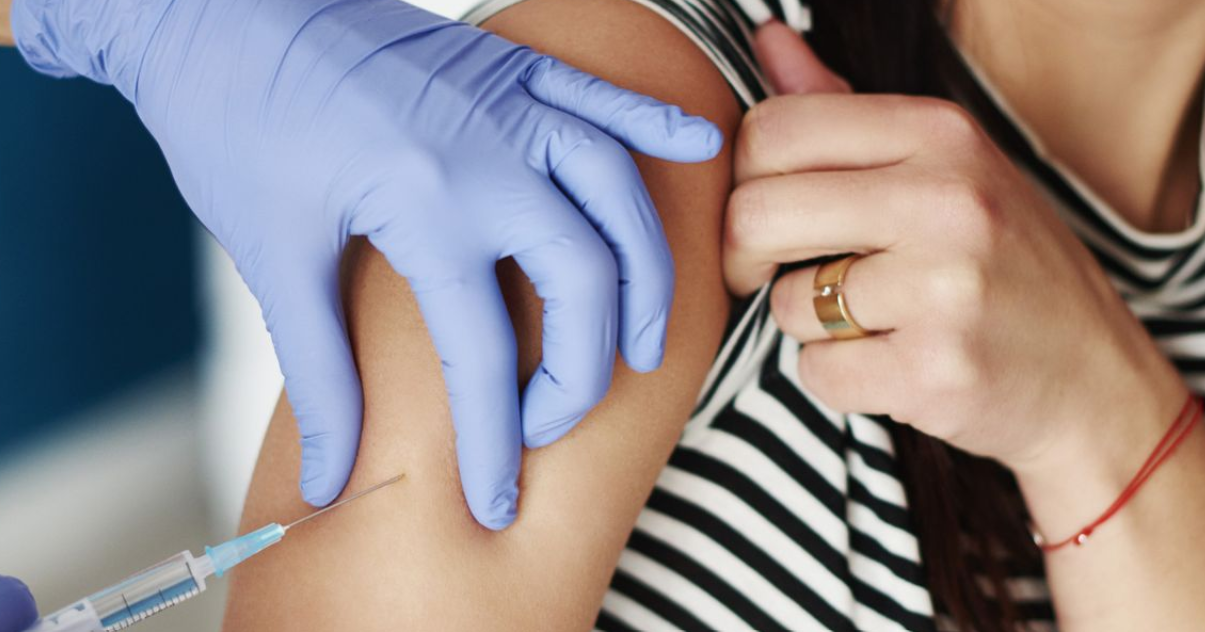 From Nasal Spray To Antihistamines: How The UK Is Managing Hayfever Season 